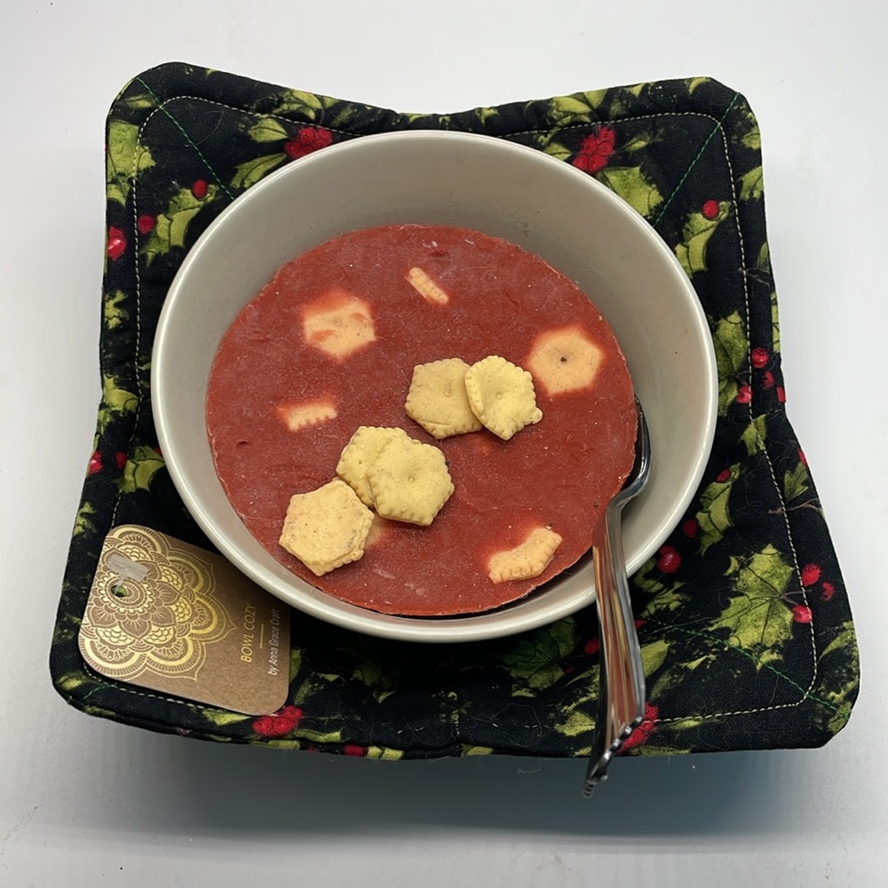 Holly Berry Black Bowl Cozy